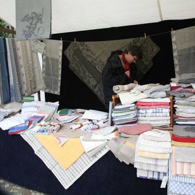 Hauptsaechlich Leinen